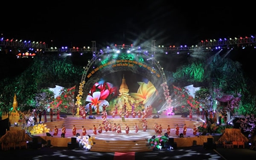 Tổ chức Ngày hội giao lưu văn hóa, thể thao và du lịch vùng biên giới Việt Nam - Lào

​